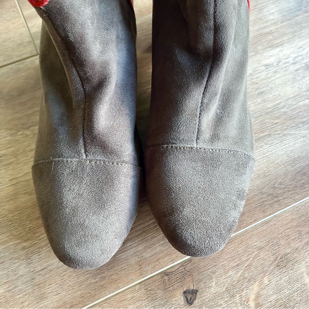 ANTHROPOLOGIE Vanessa Wu Colorblock Western Boots Size 38 Suede Beige - Picture 4 of 11